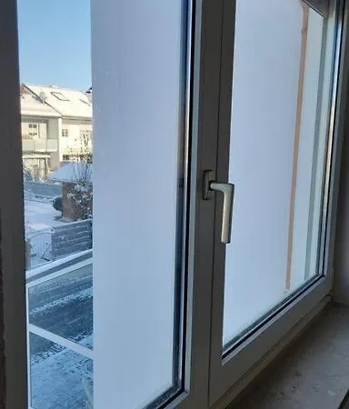 Apartament Einfache 1-zimmer In